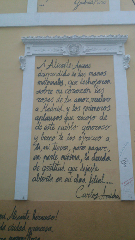 Alicante: Carlos Arniches - expuestas