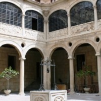 Patio del palacio de los Guzmanes, León