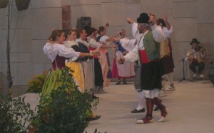 grupo de danzas  de Villajoyosa