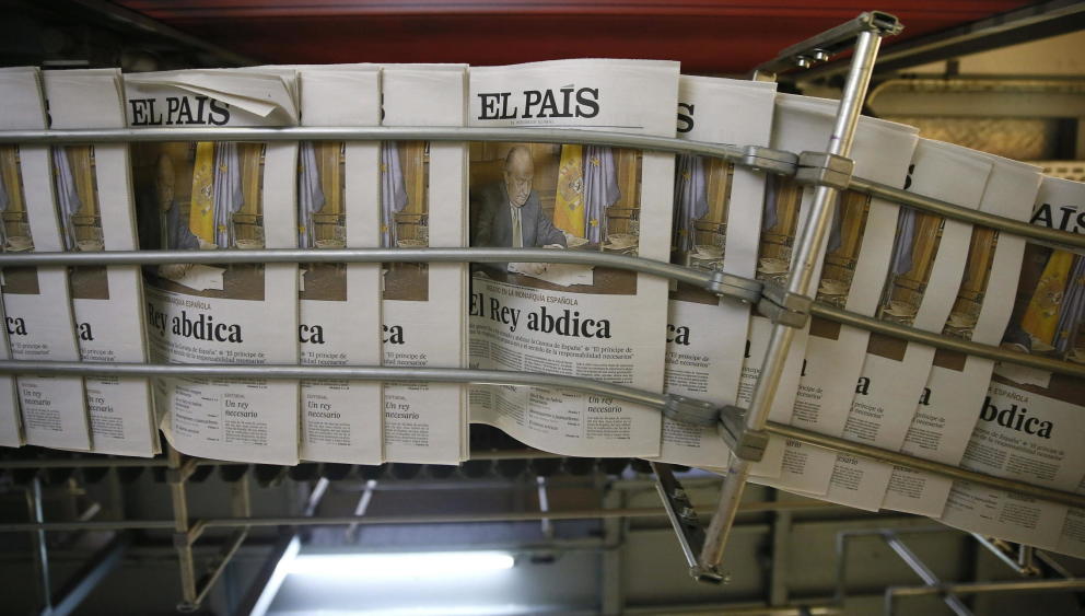 ejemplares-de-el-pais-en-su-rotativa-efe