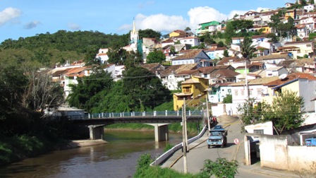 Calles en São Luiz do Paraitinga (Autor: Felipe Berenguel).