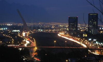 vista nocturna de Monterrey