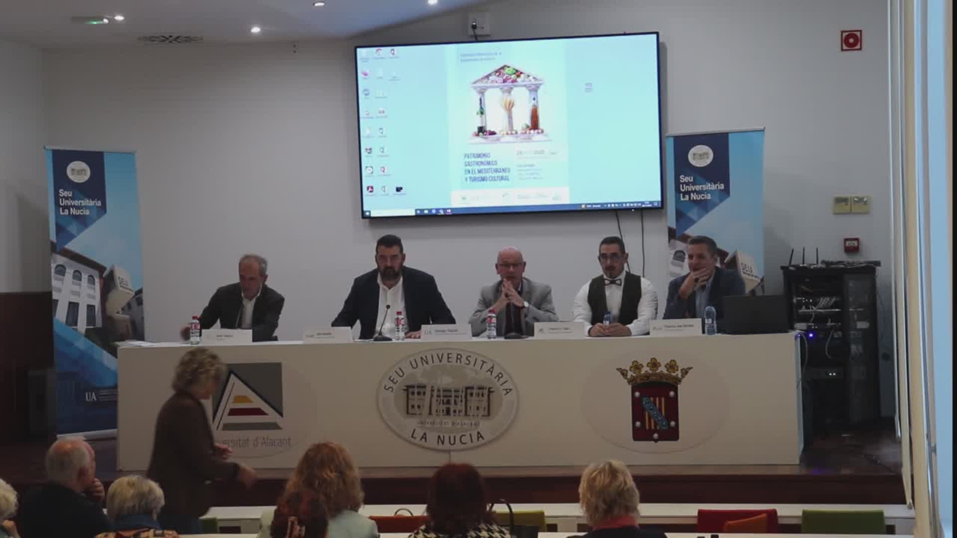 Mesa redonda: El patrimonio gastronómico como elemento clave en la diferenciación de un destino turístico.