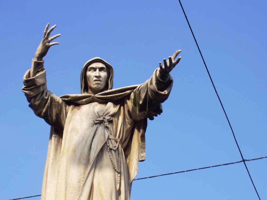 Estatua de Savonarola en Ferrara