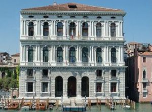 Palacio Corner